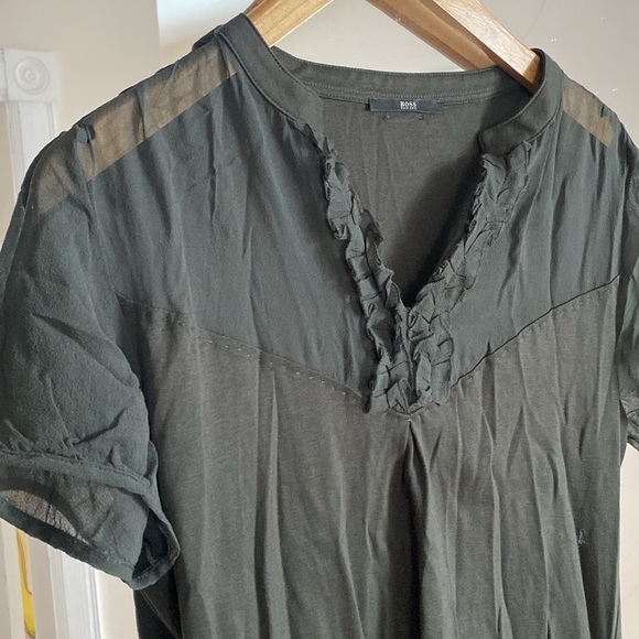 Boss Hugo Boss dark green tee - Picture 2 of 3